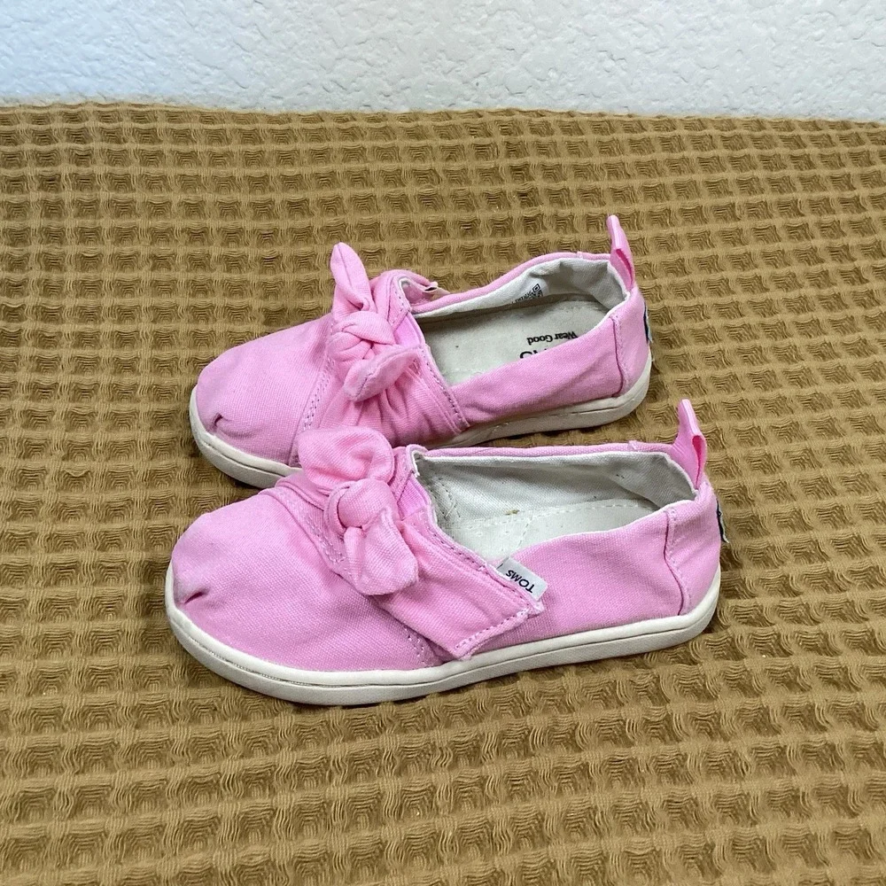 TOMS Girls Toddler Sz 8 Pink Bow Canvas Slip On Shoes